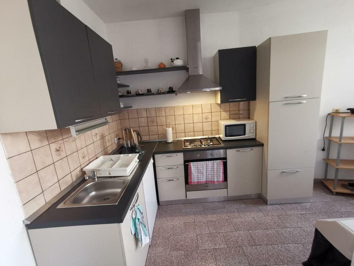 Apartment Old Town بولا المظهر الخارجي الصورة
